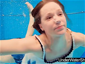 stunning and hot teenage Avenna in the pool
